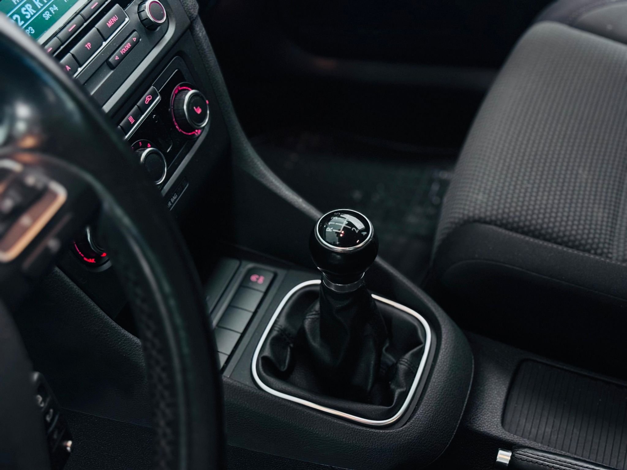 Volkswagen Golf 5-door 1.6 TDI DPF BMT Manual, 105hp, 2013