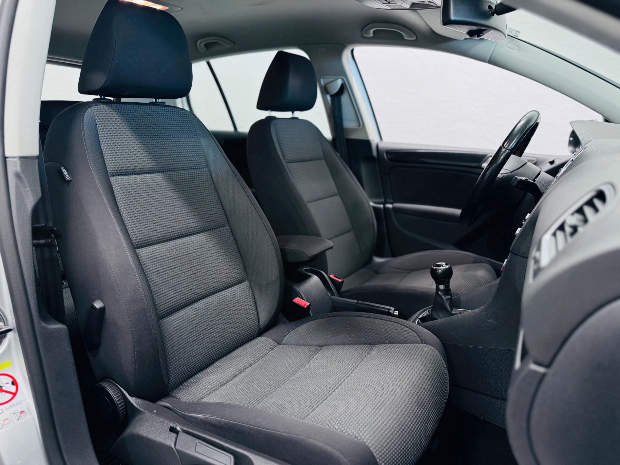 Volkswagen Golf 5-door 1.6 TDI DPF BMT Manual, 105hp, 2013