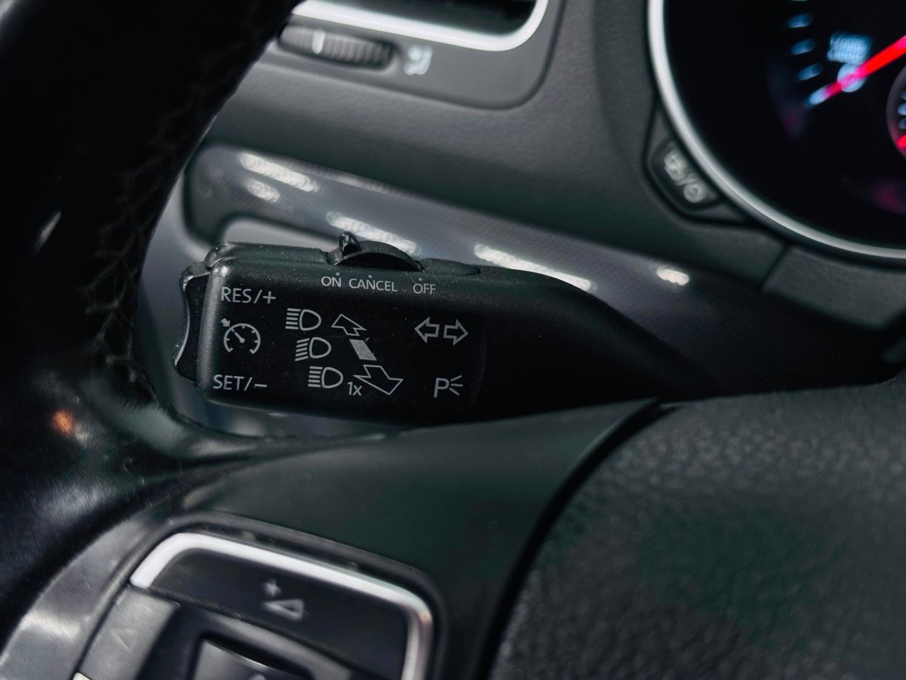 Volkswagen Golf 5-door 1.6 TDI DPF BMT Manual, 105hp, 2013