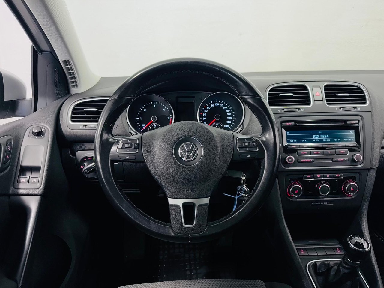 Volkswagen Golf 5-door 1.6 TDI DPF BMT Manual, 105hp, 2013