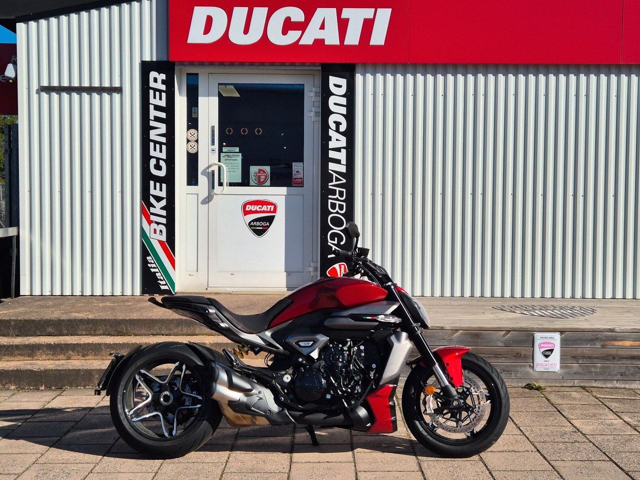 Ducati XDiavel V4 *SUPERDEAL ...