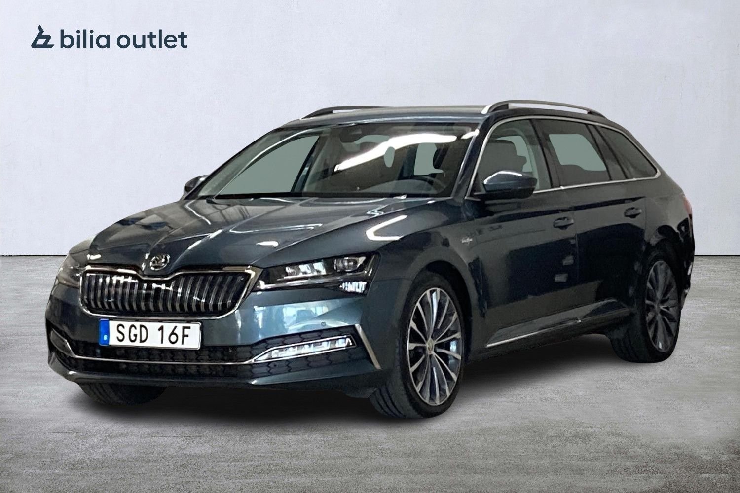 Škoda Superb iV Combi 1.4 TSI iV DSG Sekventiell, 218hk, 2021