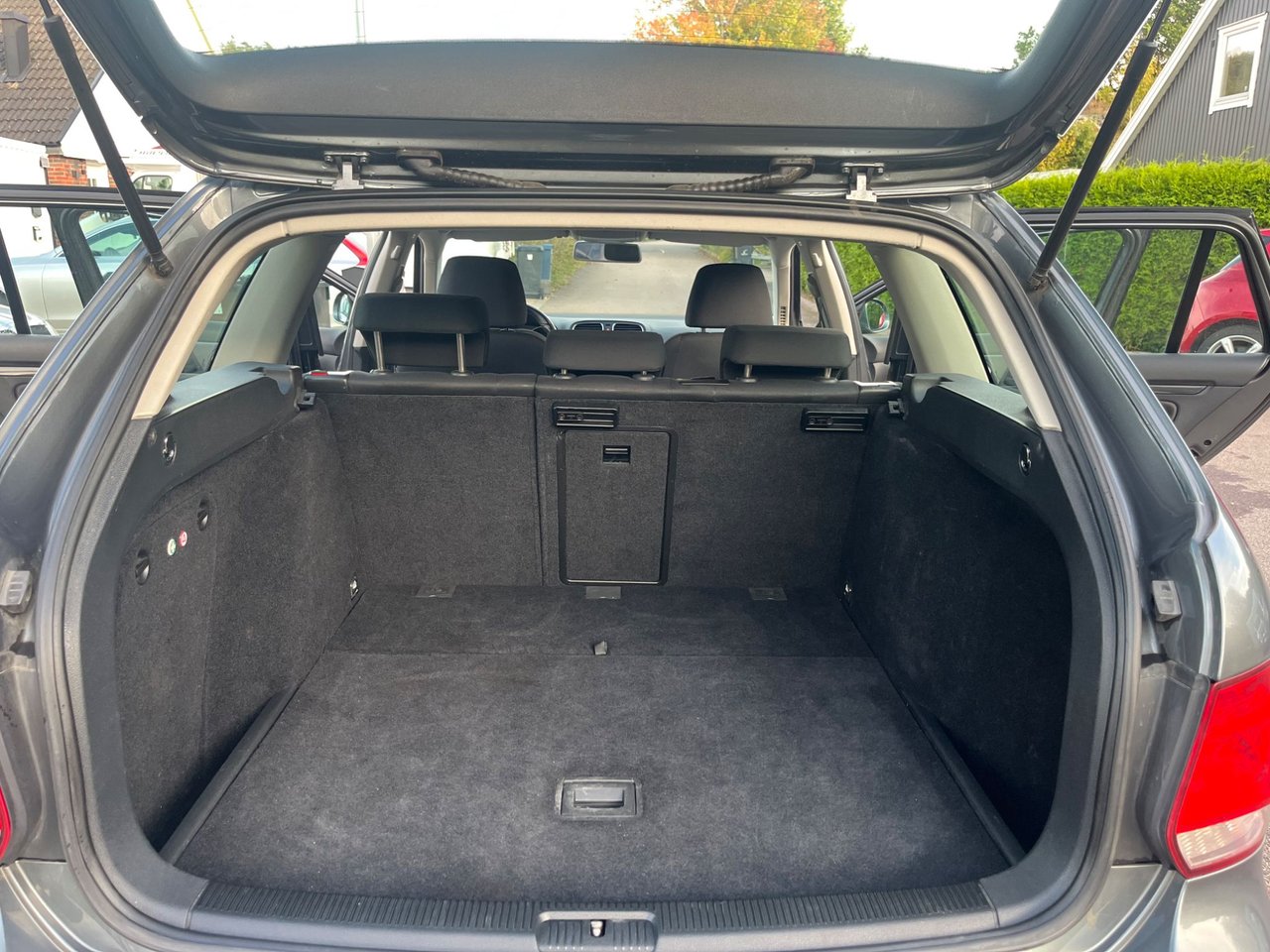 Volkswagen Golf Stasjonsvogn 1.6 MultiFuel Manuell, 5-trinn, 102ps, 2010