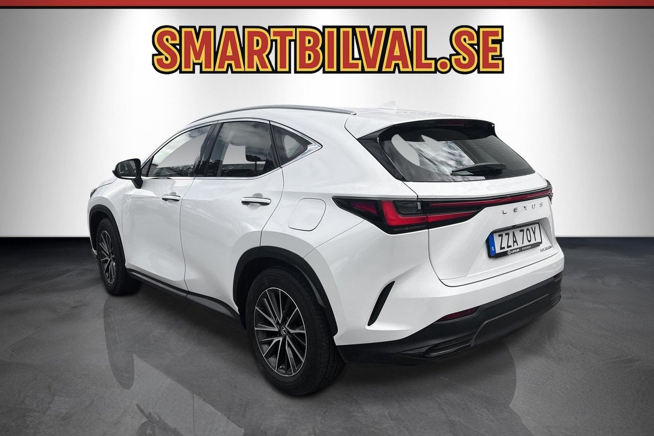 Lexus NX 350h E-CVT, 242hk, 2023