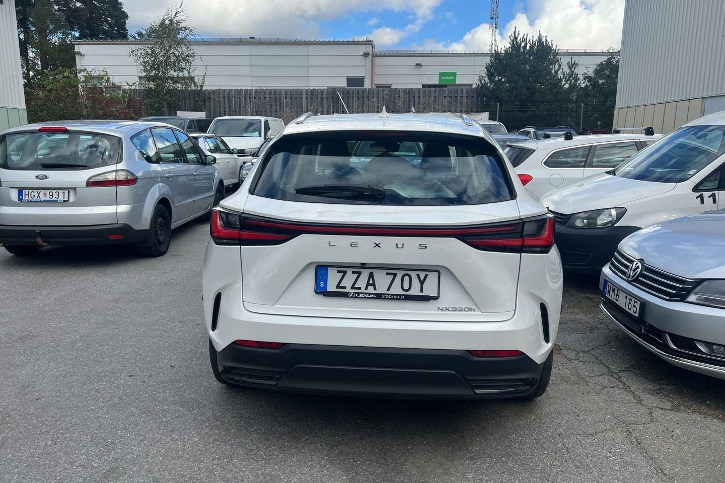 Lexus NX 350h E-CVT, 242hk, 2023