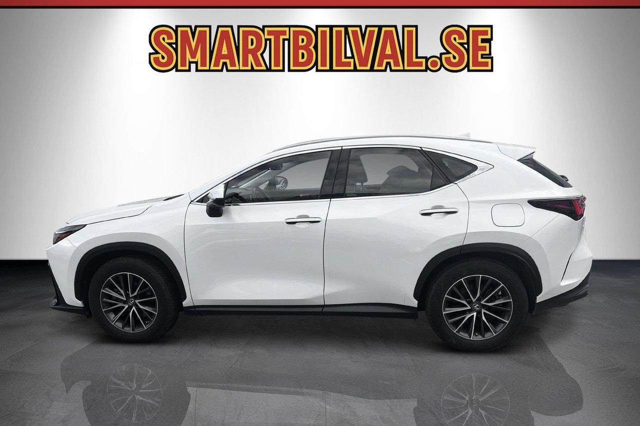 Lexus NX 350h E-CVT, 242hk, 2023