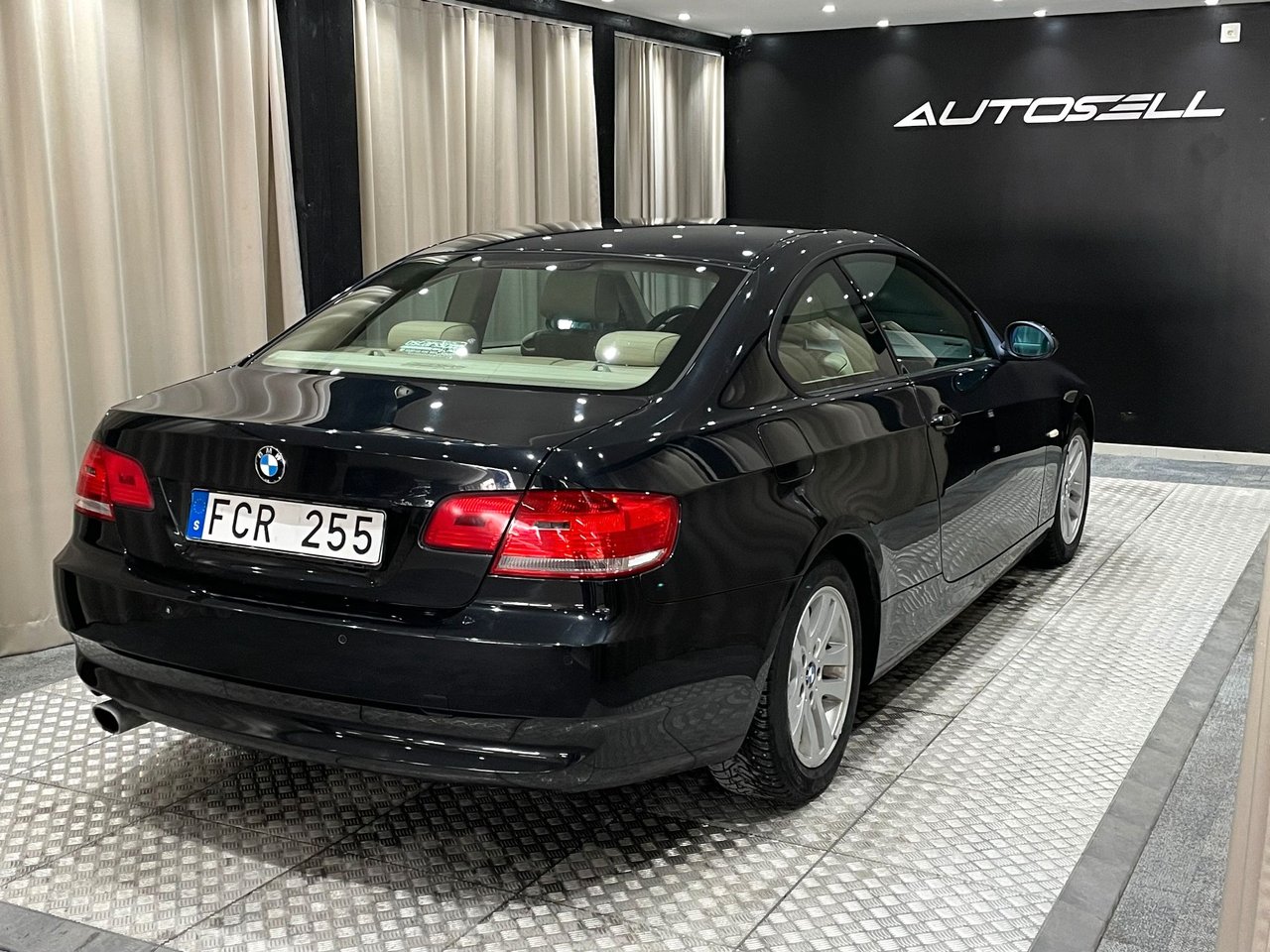 BMW 320i Coupé Automatic, 170hp, 2009