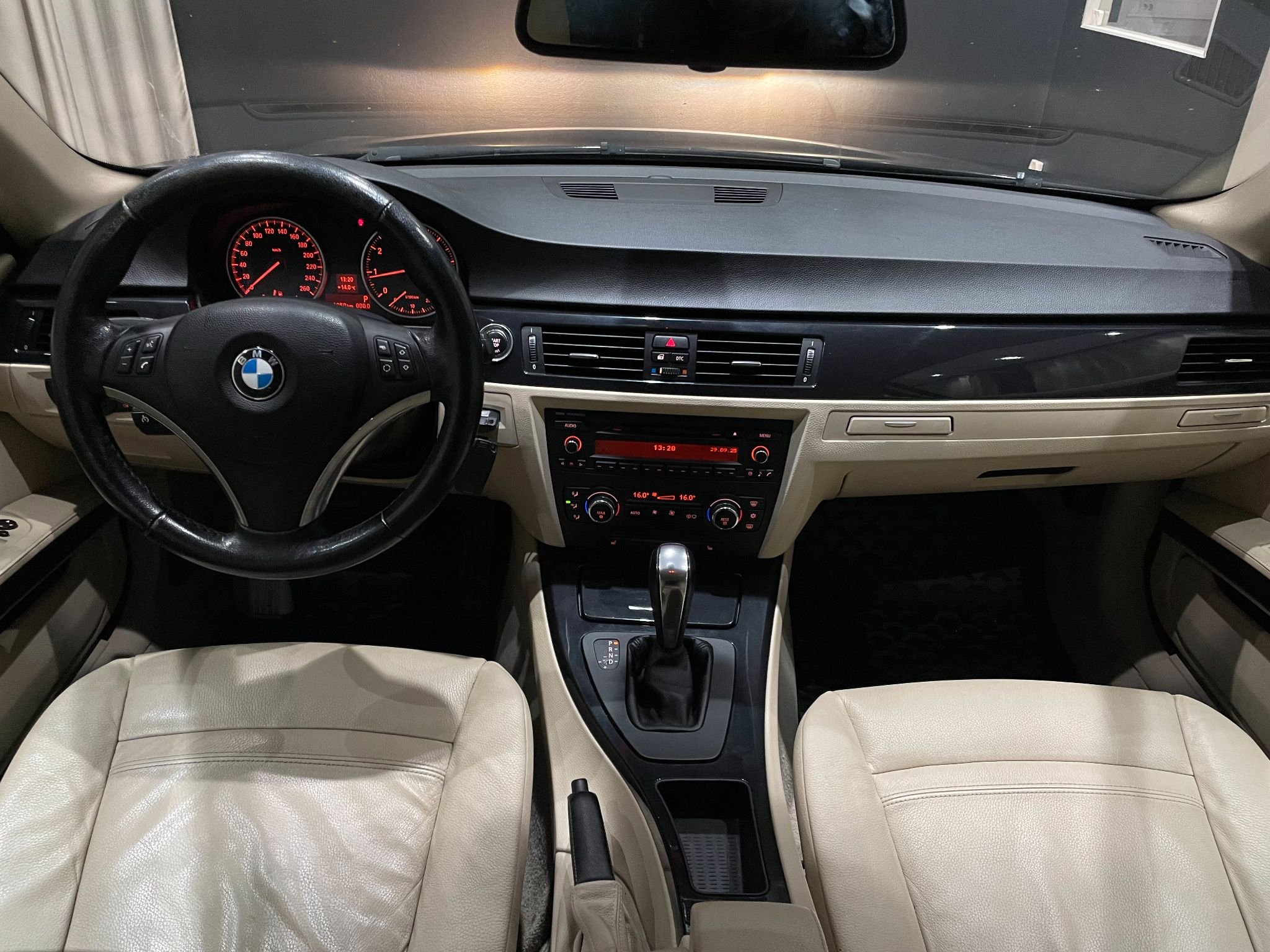 BMW 320i Coupé Automatic, 170hp, 2009