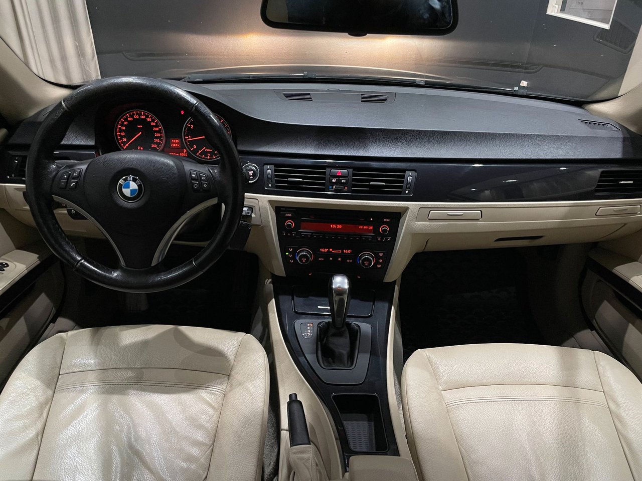 BMW 320i Coupé Automatic, 170hp, 2009