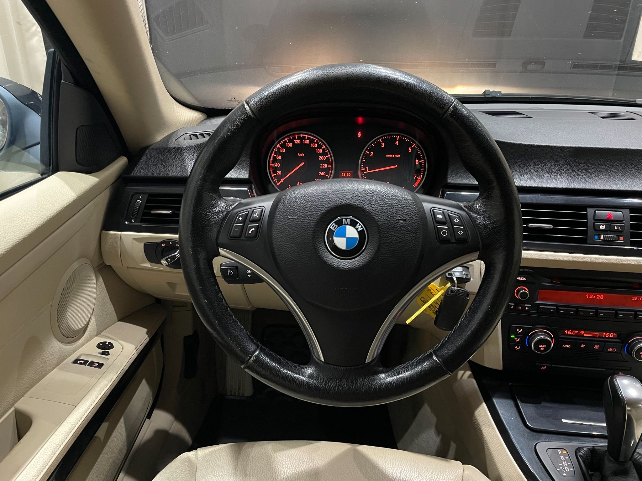 BMW 320i Coupé Automatic, 170hp, 2009