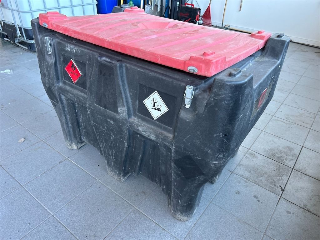 Dieseltank med pump Gjerstad