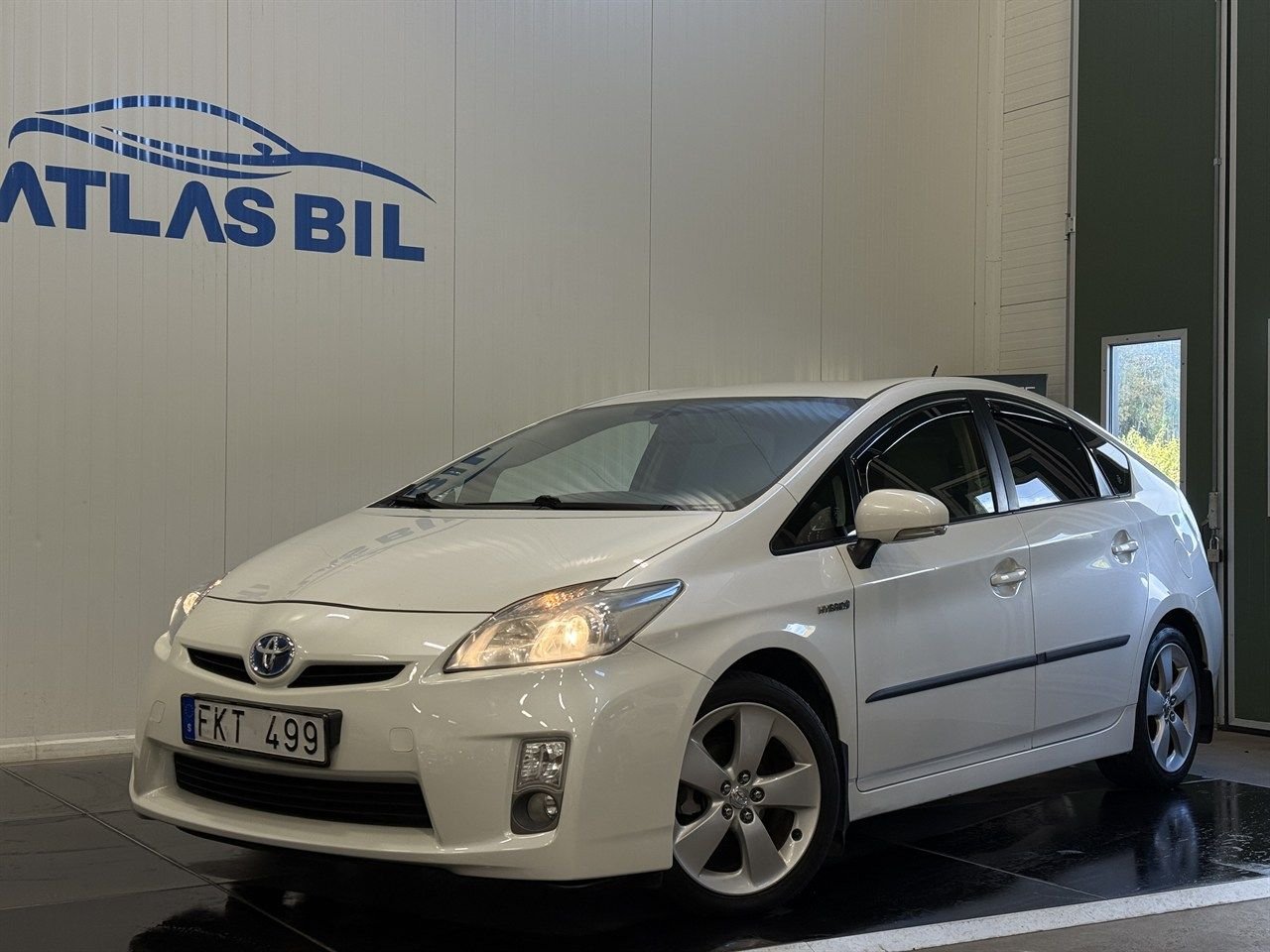 Toyota Prius Hybrid CVT 136hk...