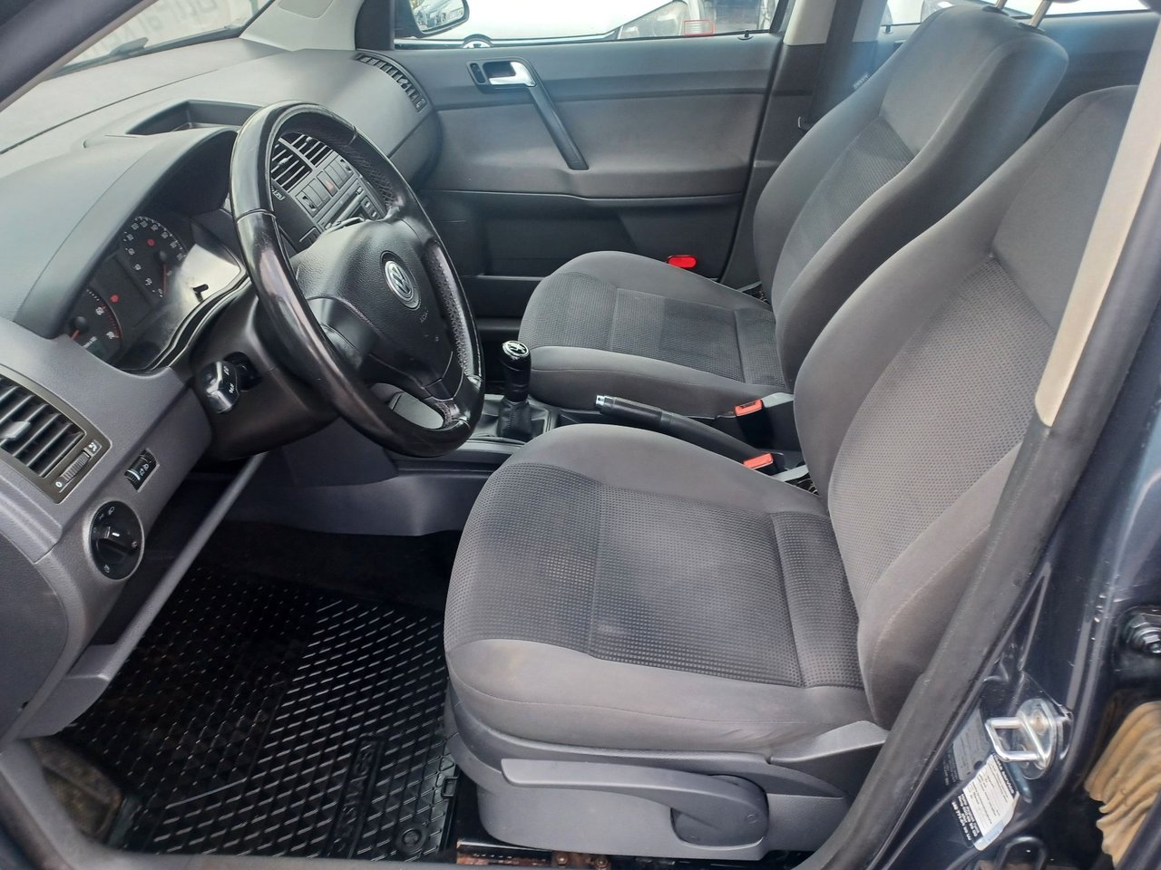 Volkswagen Polo 5-door 1.4 Manual, 80hp, 2008