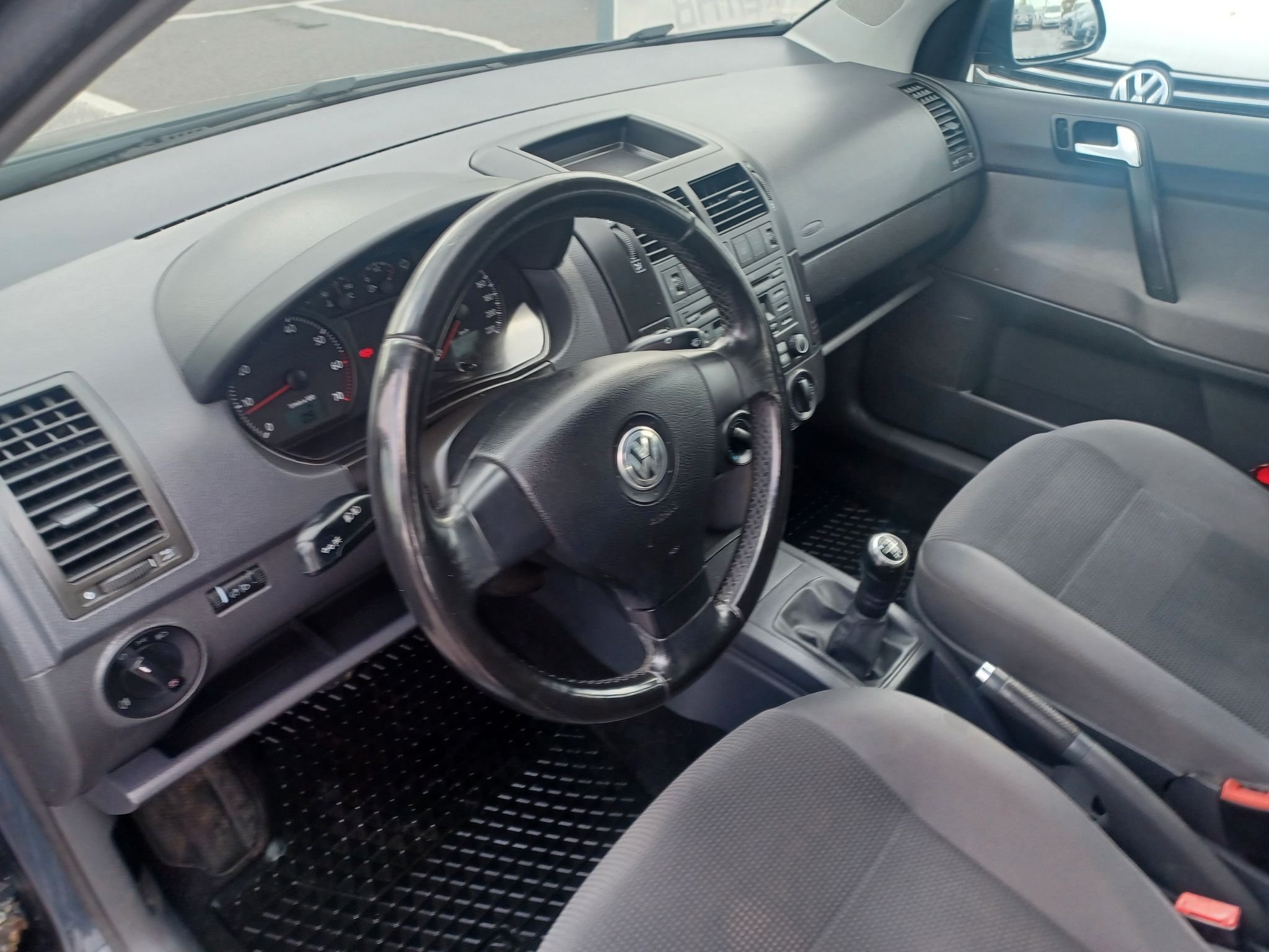 Volkswagen Polo 5-door 1.4 Manual, 80hp, 2008
