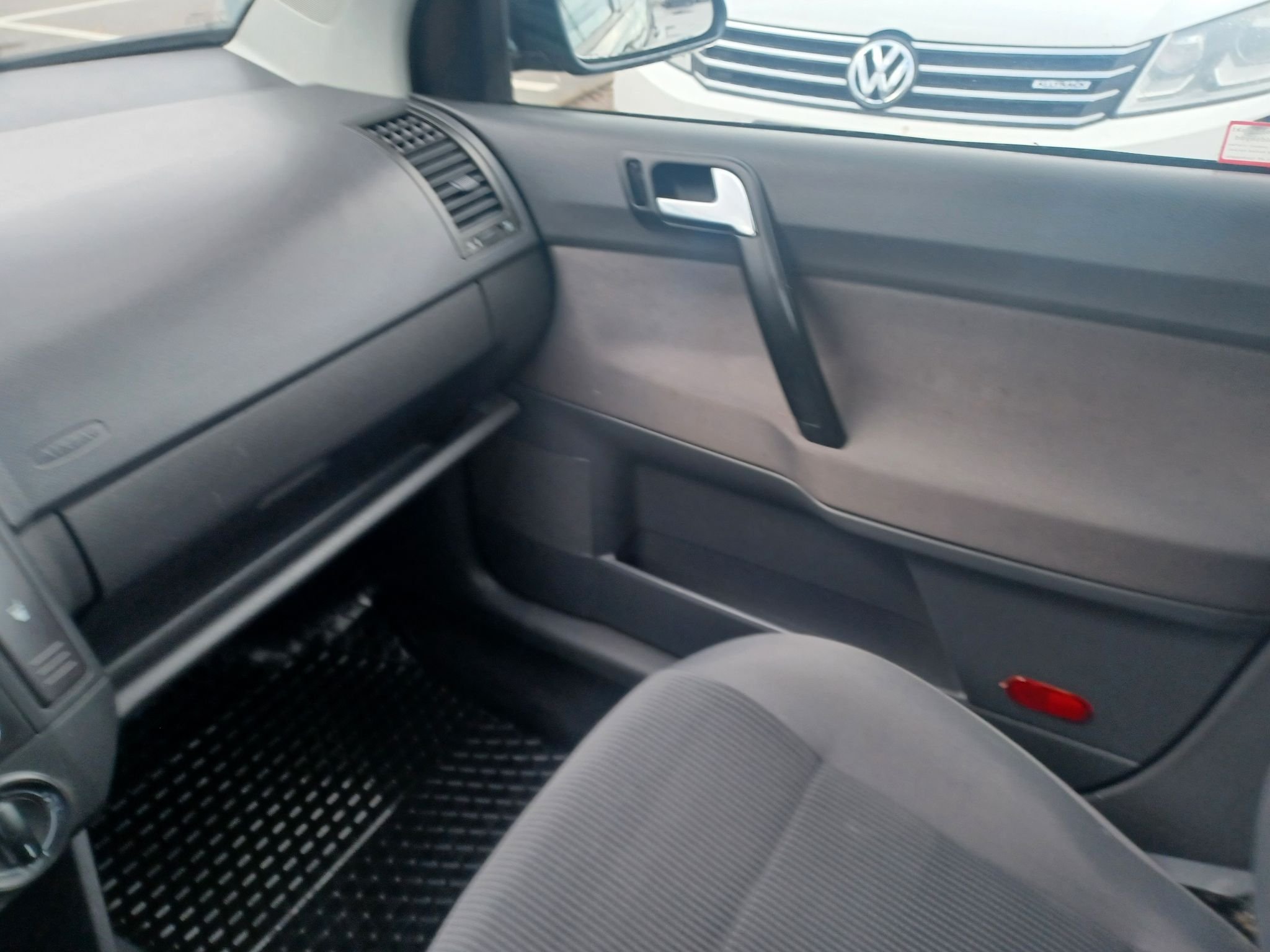 Volkswagen Polo 5-door 1.4 Manual, 80hp, 2008