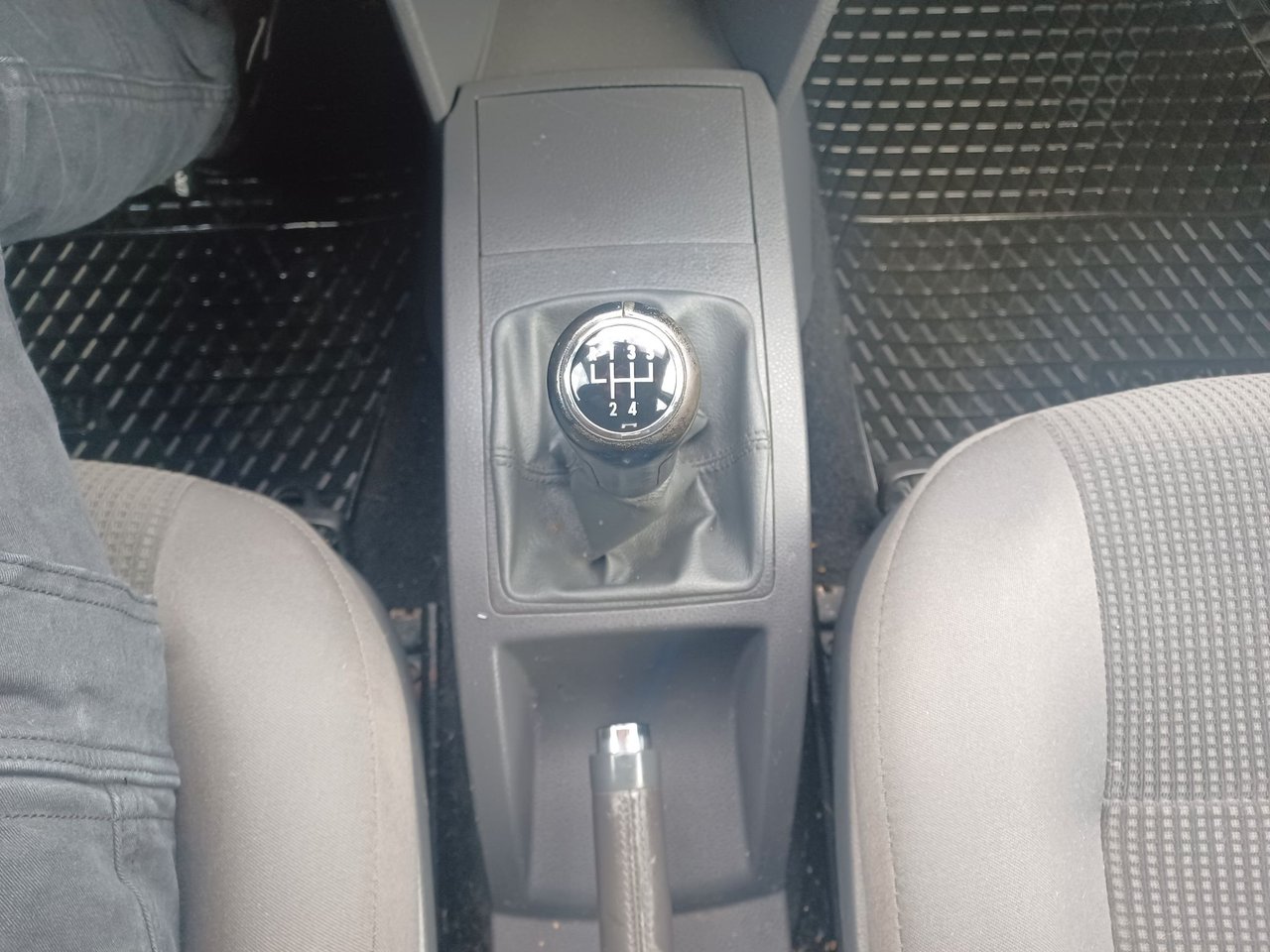 Volkswagen Polo 5-door 1.4 Manual, 80hp, 2008