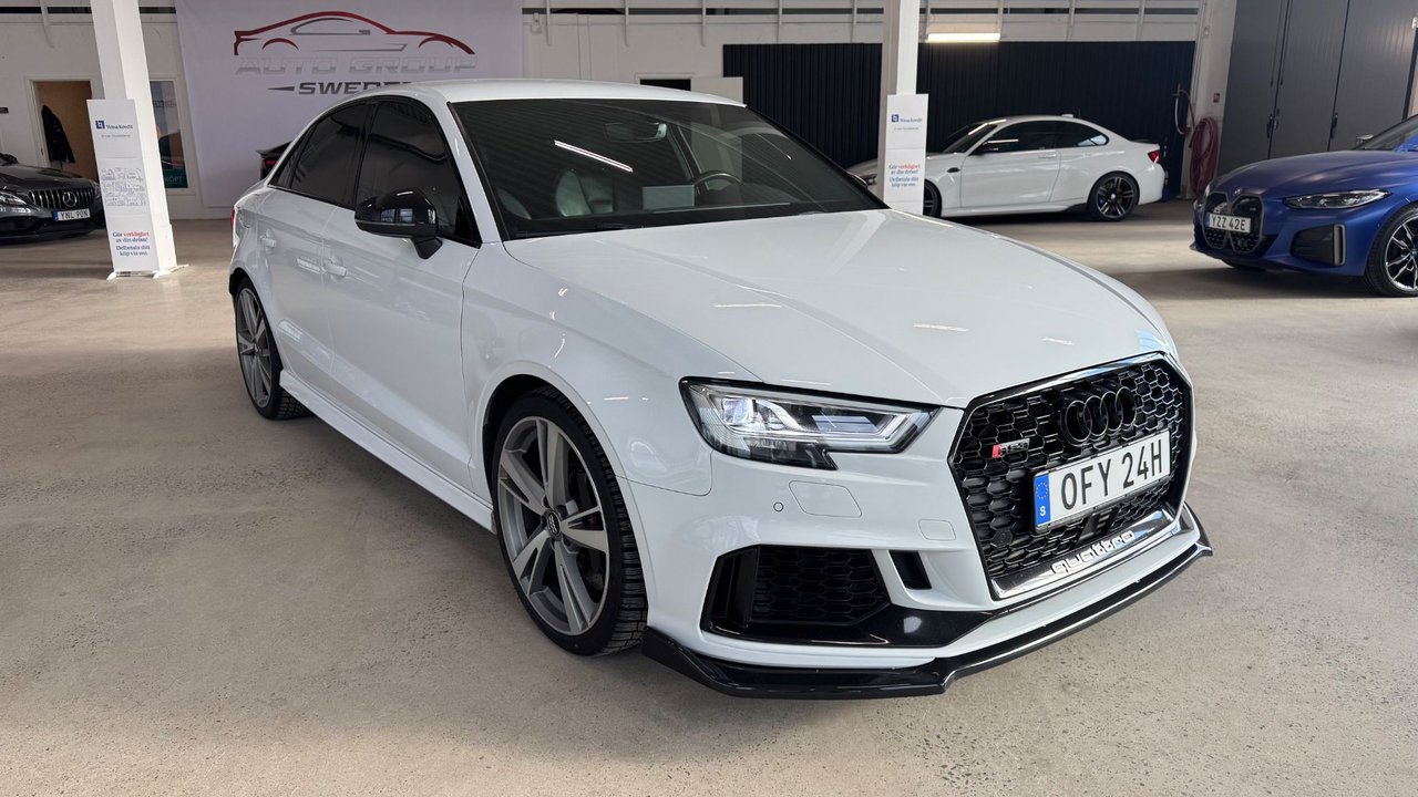 Audi RS3 Sedan Quattro SVENSK...