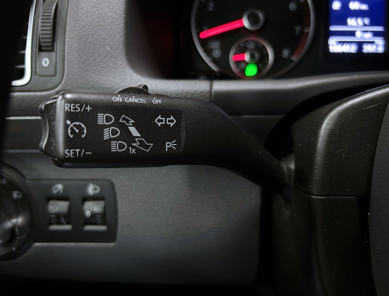 Volkswagen Touran 5-seater 1.4 TGI EcoFuel DSG Sequential, 150hp, 2012