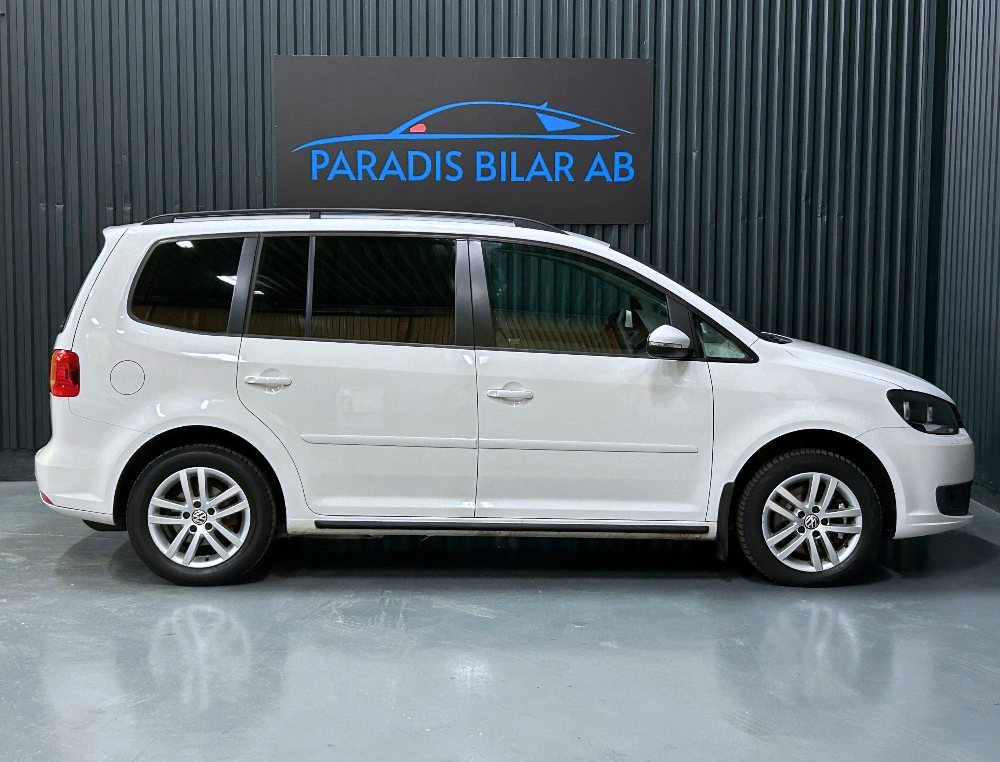 Volkswagen Touran 5-seater 1.4 TGI EcoFuel DSG Sequential, 150hp, 2012