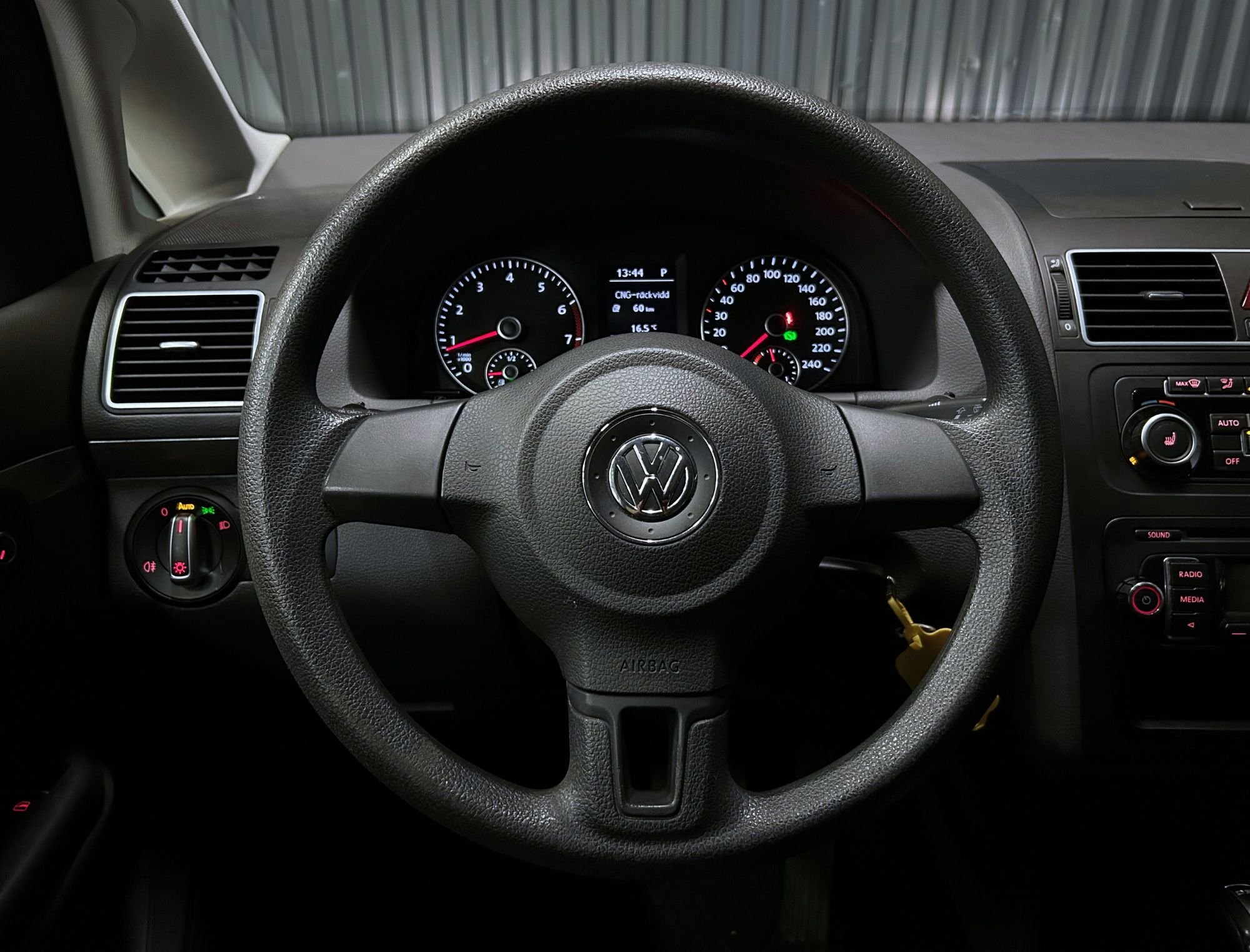 Volkswagen Touran 5-seater 1.4 TGI EcoFuel DSG Sequential, 150hp, 2012