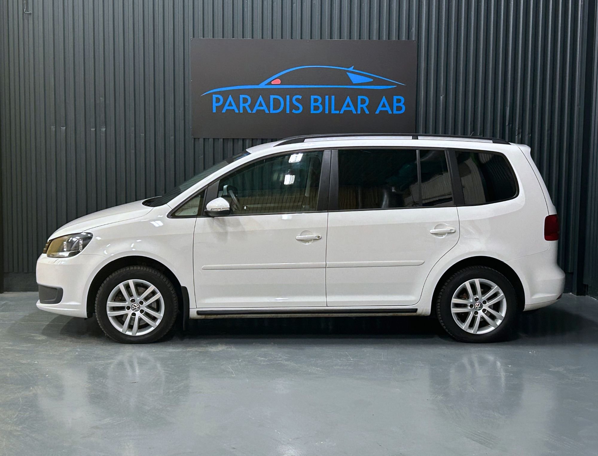 Volkswagen Touran 5-seater 1.4 TGI EcoFuel DSG Sequential, 150hp, 2012