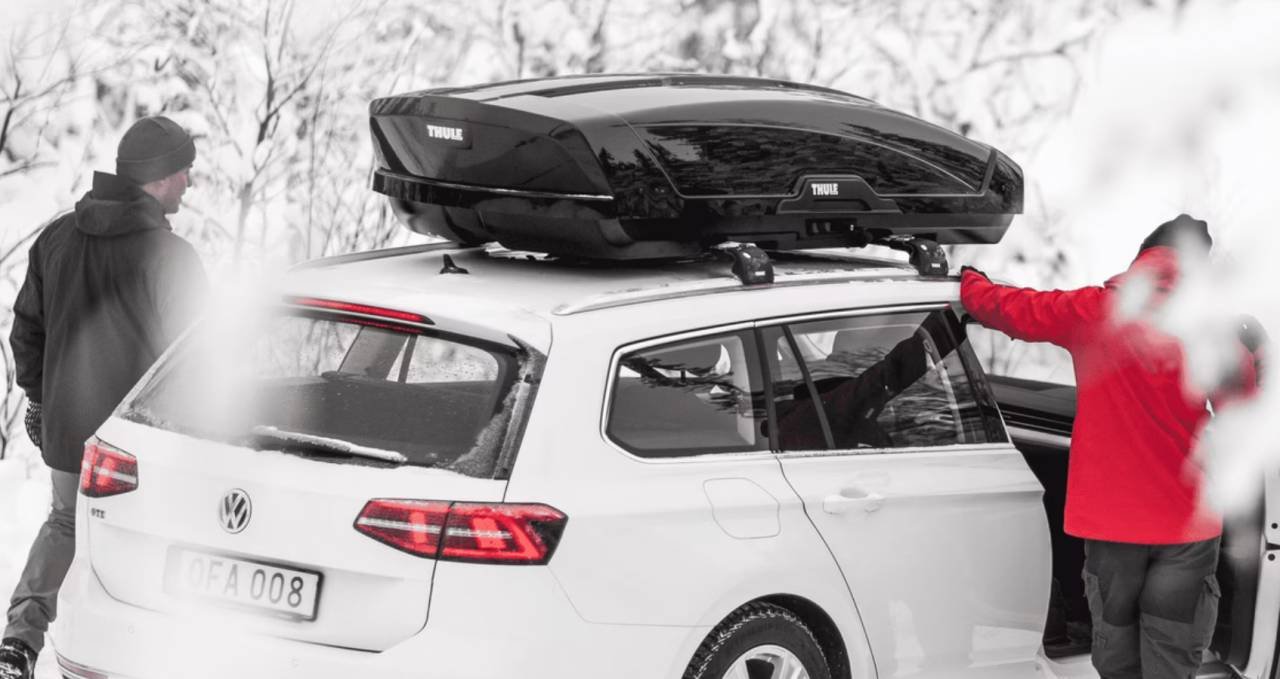 Skidboxar och takräcken uthyres