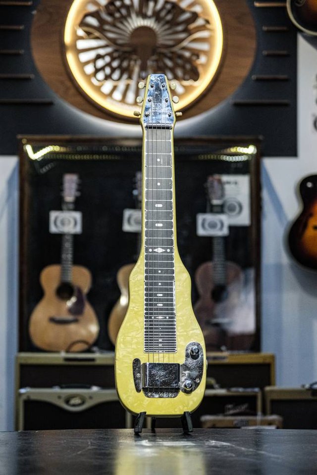 1954 Fender Champion Lapsteel...