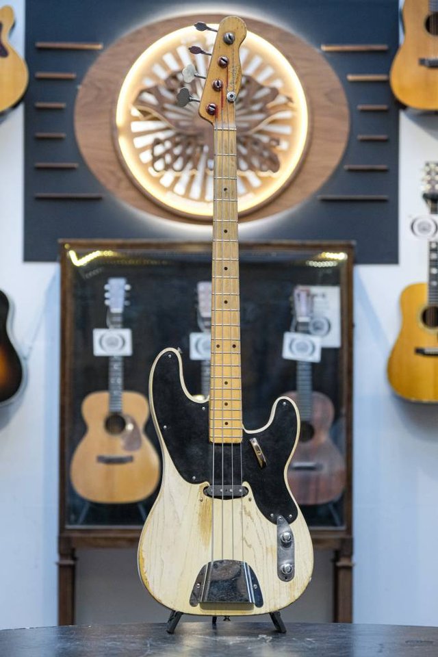 1953 Fender Precision refin b...