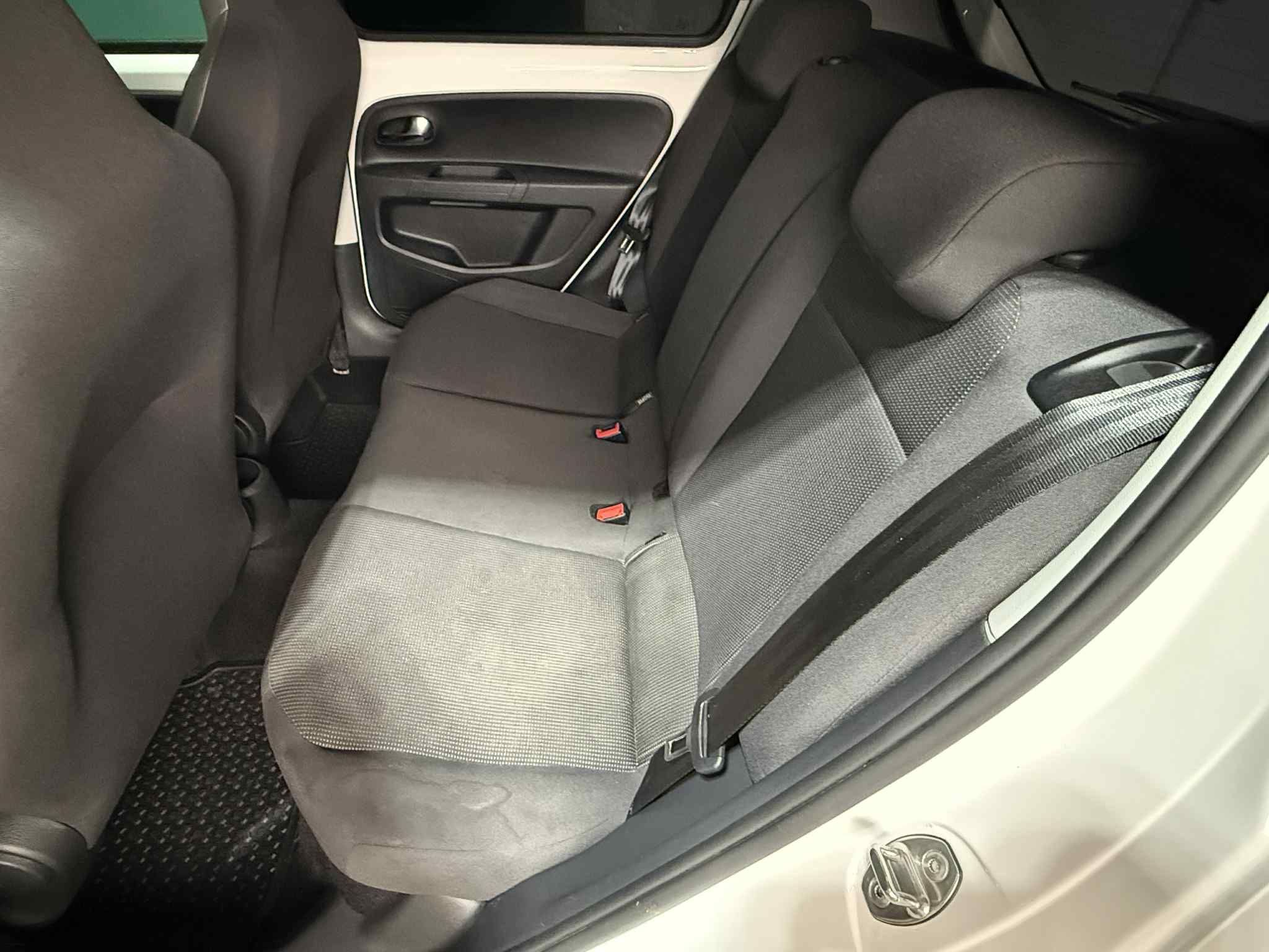 Volkswagen up! 5-dörrar 1.0 MPI Manuell, 75hk, 2015