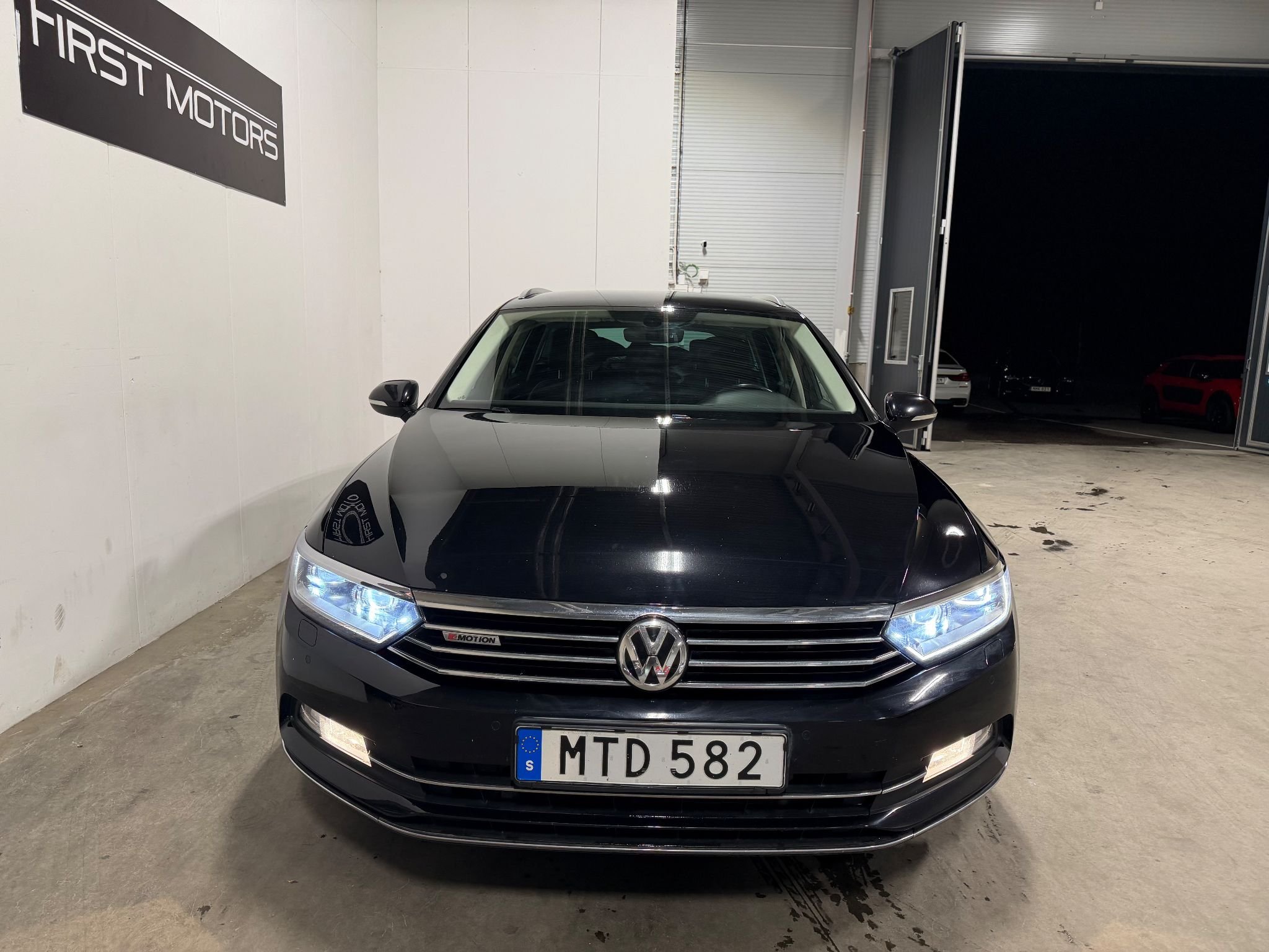 Volkswagen Passat Variant 2.0 TDI DPF SCR BMT 4Motion DSG Sequential, 190hp, 2016