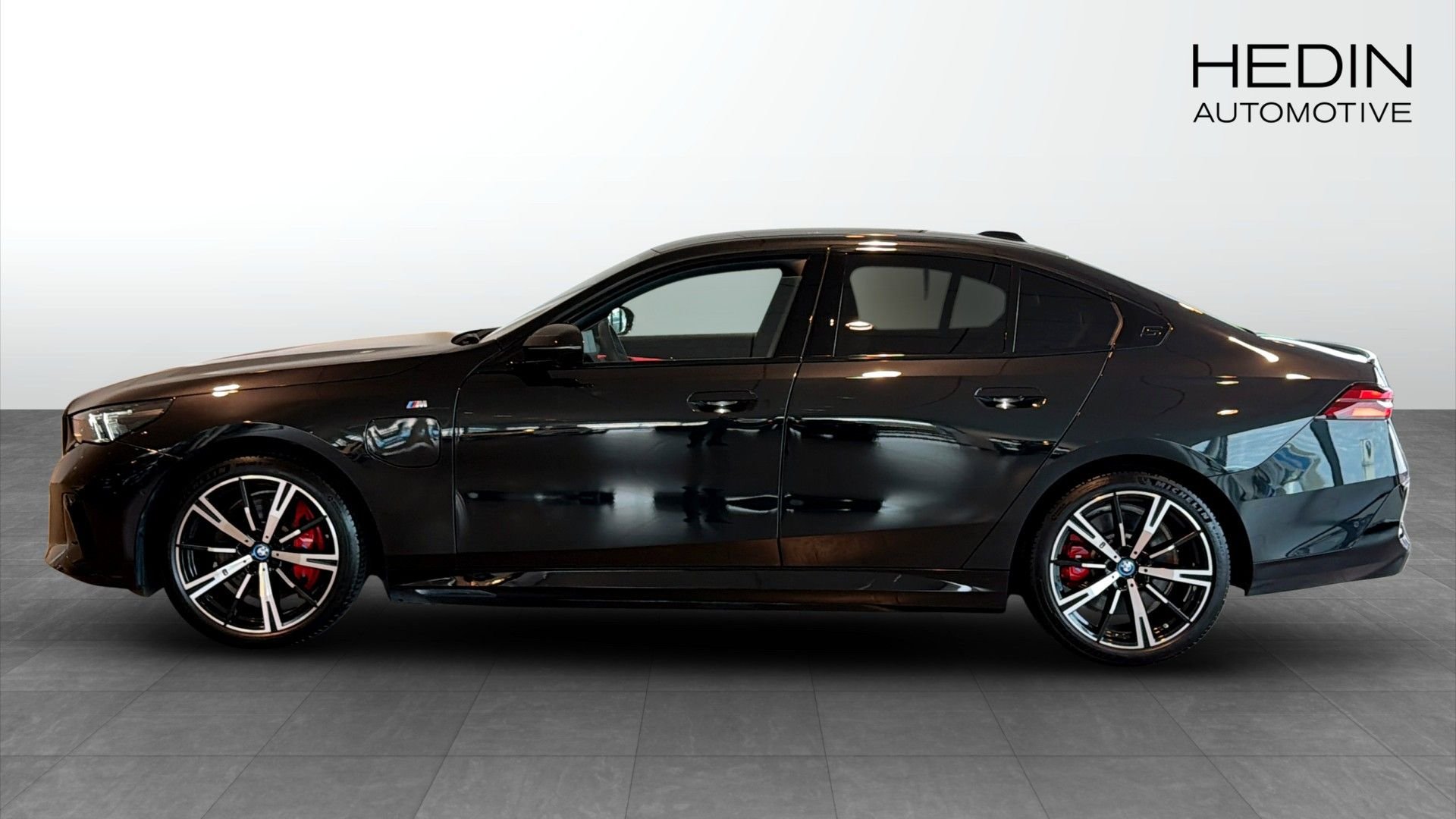 BMW 550e xDrive Sedan Steptronic, 8-trinn, 490ps, 2024