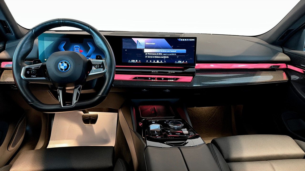 BMW 550e xDrive Sedan Steptronic, 8-trinn, 490ps, 2024