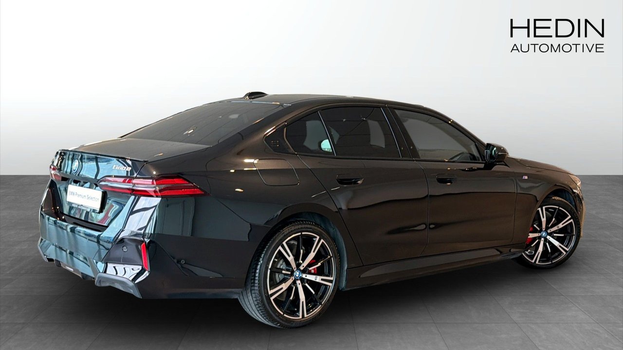 BMW 550e xDrive Sedan Steptronic, 8-trinn, 490ps, 2024
