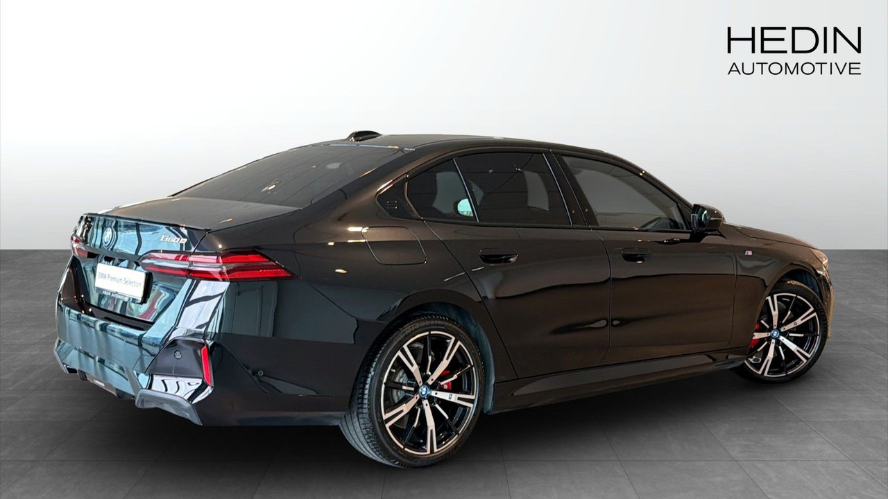 BMW 550e xDrive Sedan Steptronic, 8-trinn, 490ps, 2024