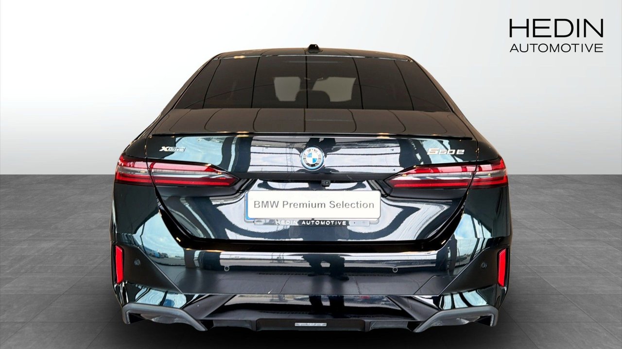 BMW 550e xDrive Sedan Steptronic, 8-trinn, 490ps, 2024