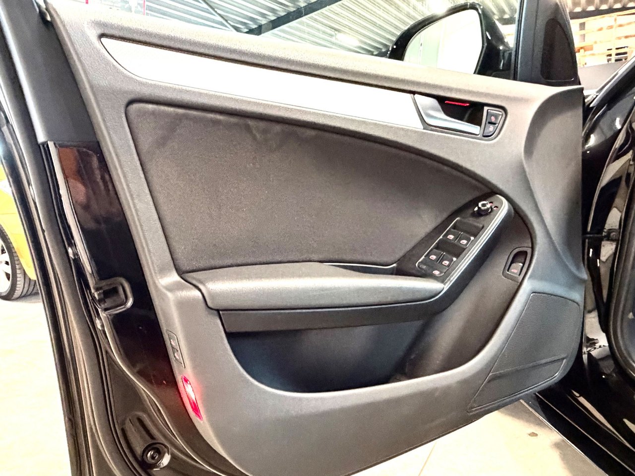 Audi A4 Sedan 2.0 TDI DPF Manuell, 143hk, 2009