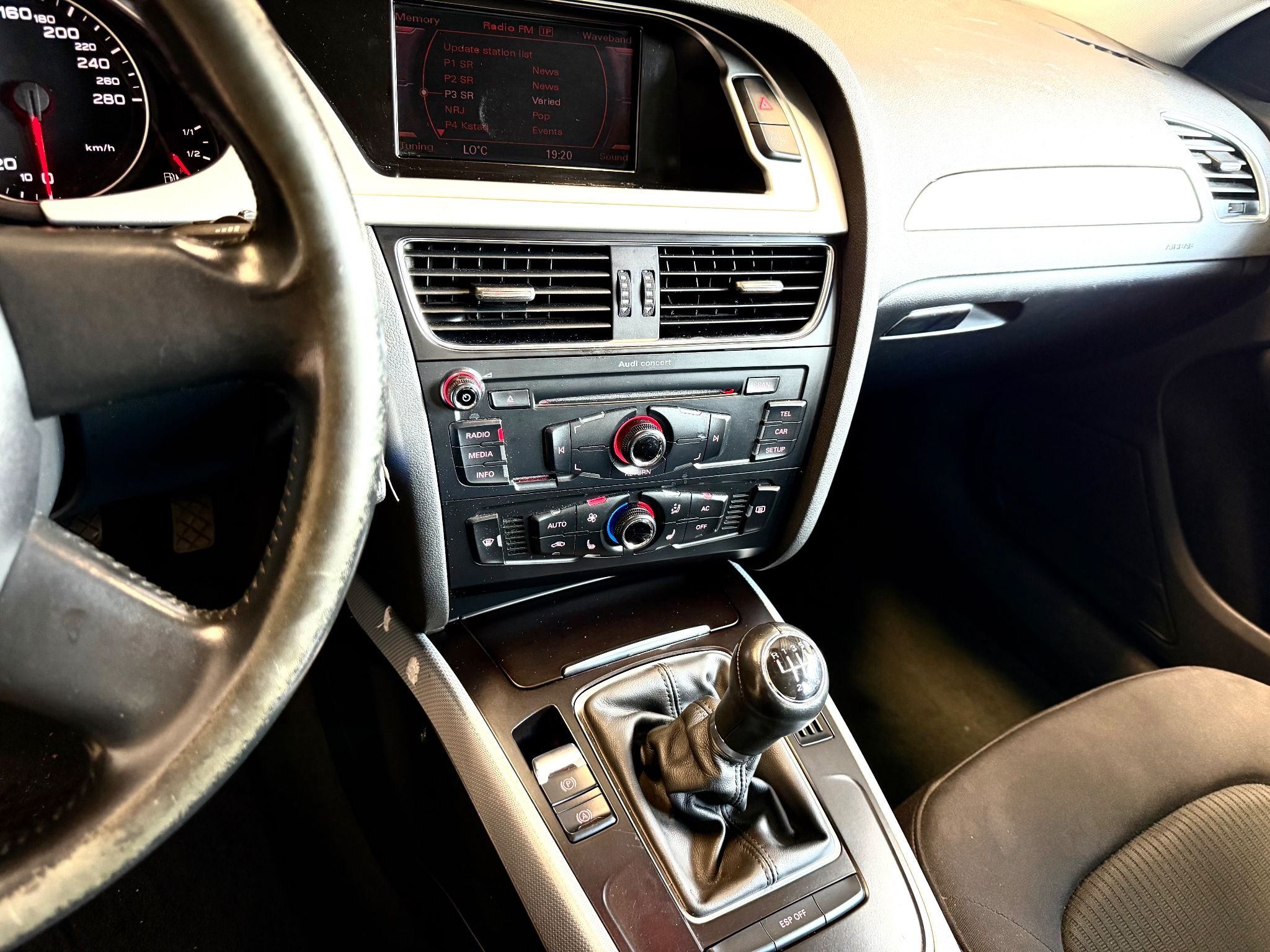 Audi A4 Sedan 2.0 TDI DPF Manuell, 143hk, 2009