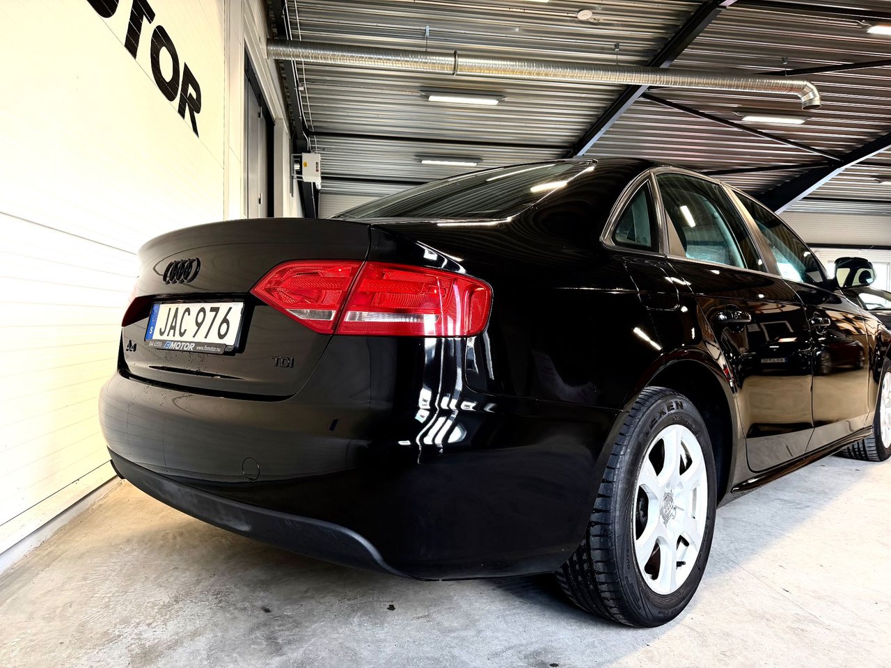 Audi A4 Sedan 2.0 TDI DPF Manuell, 143hk, 2009