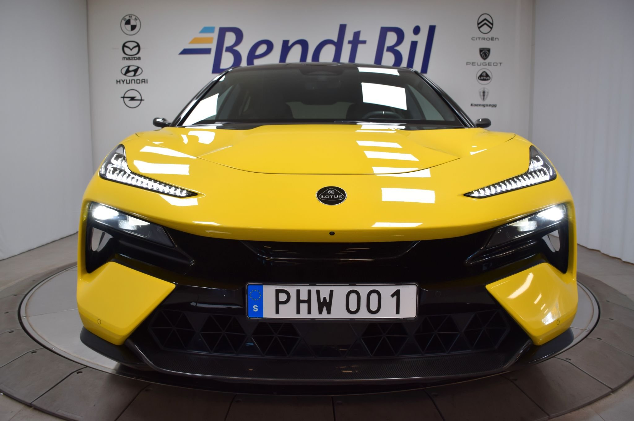 Lotus Eletre S, 612hk, 2023