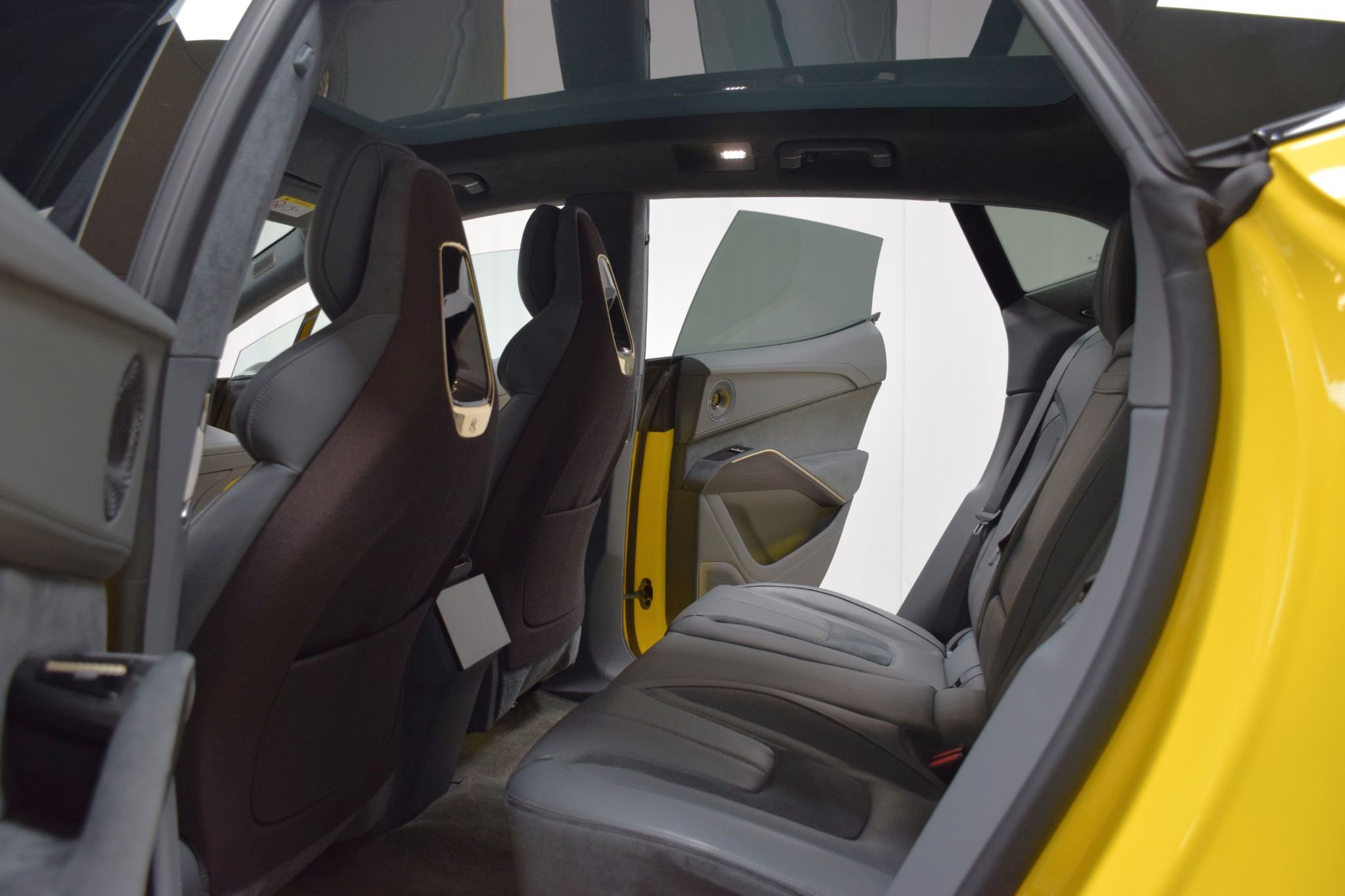 Lotus Eletre S, 612hk, 2023