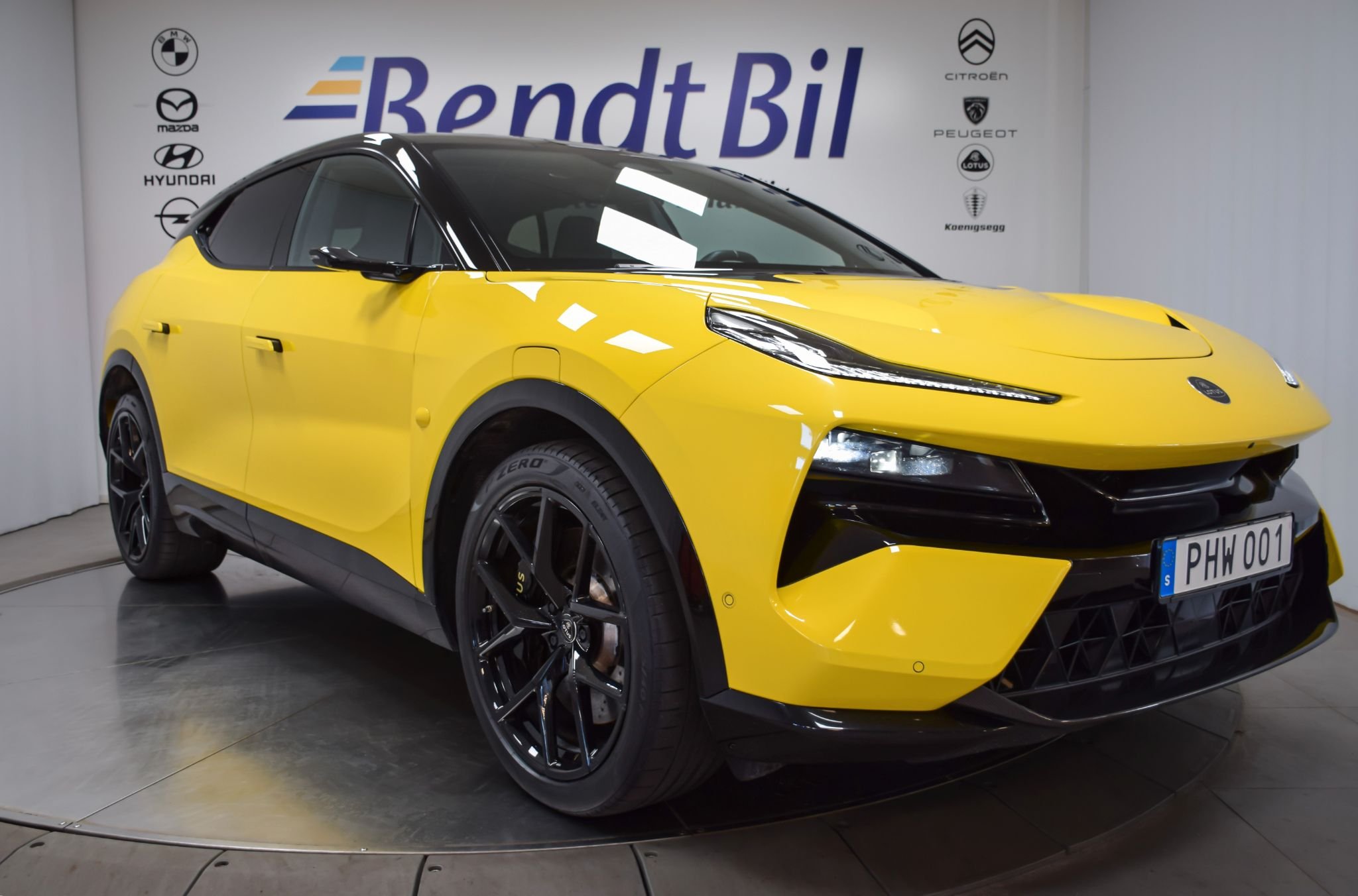 Lotus Eletre S, 612hk, 2023