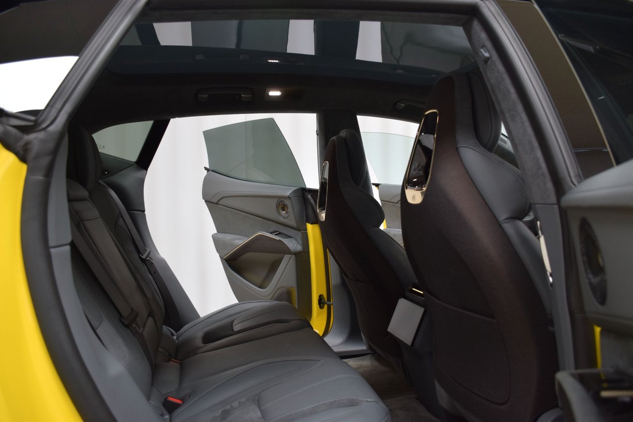 Lotus Eletre S, 612hk, 2023