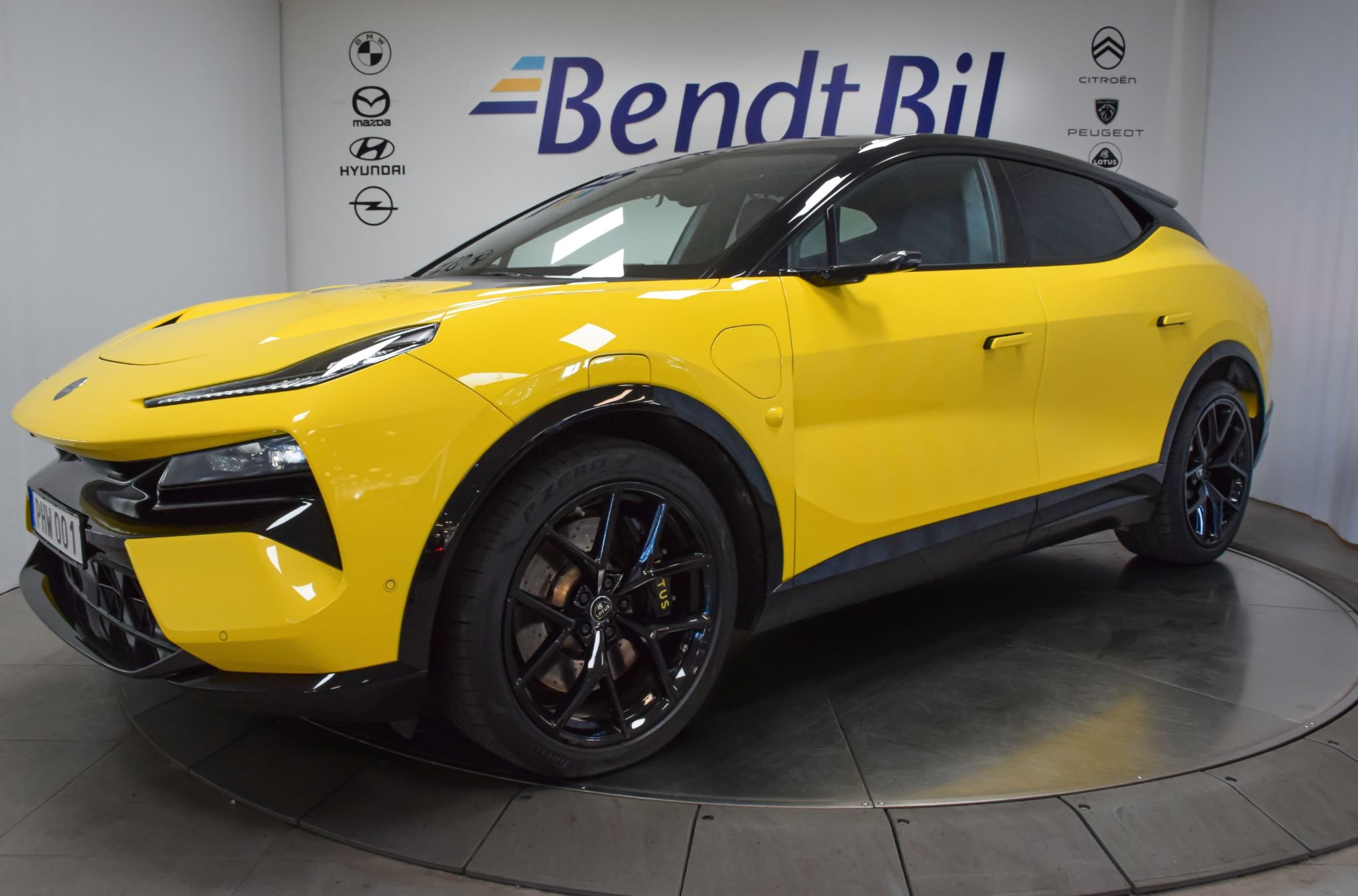 Lotus Eletre S, 612hk, 2023