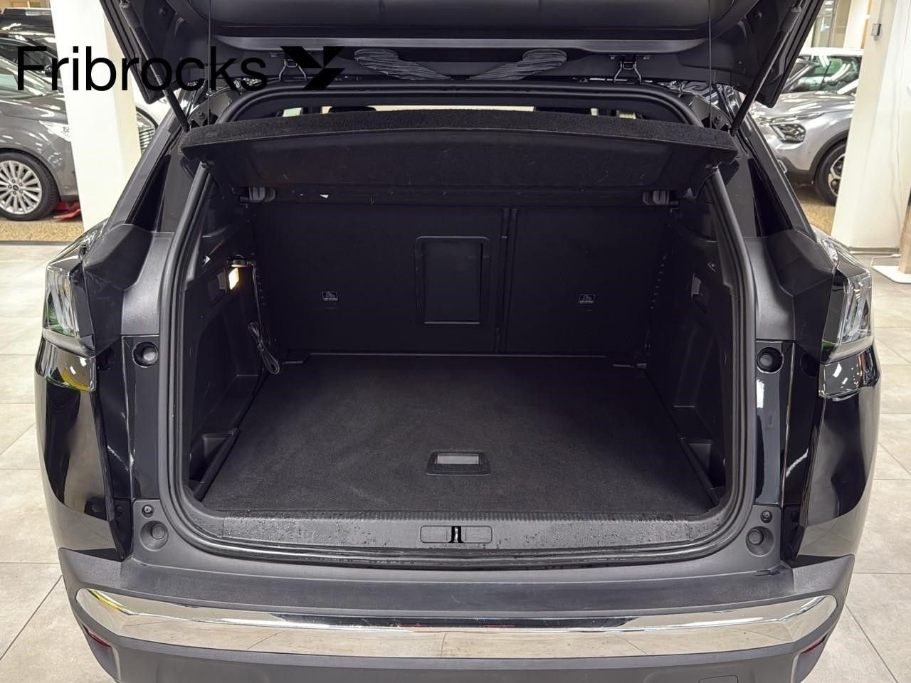 Peugeot 3008 1.2 PureTech 130 EAT, 8-trinn, 131hk, 2023
