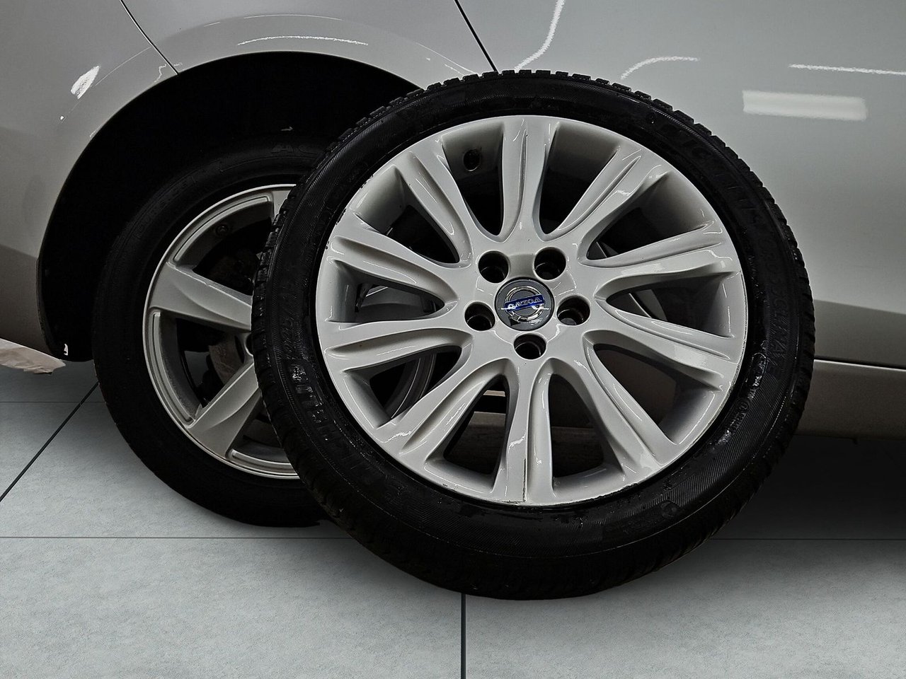 Volvo V40 D2 Manuell, 6-trinn, 115ps, 2015