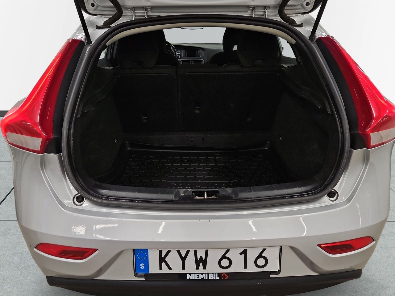 Volvo V40 D2 Manuell, 6-trinn, 115ps, 2015