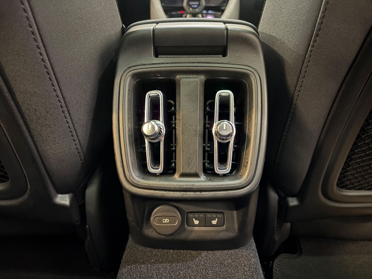 Polestar 2 Long Range Dual Motor Performance, 476hk, 2024