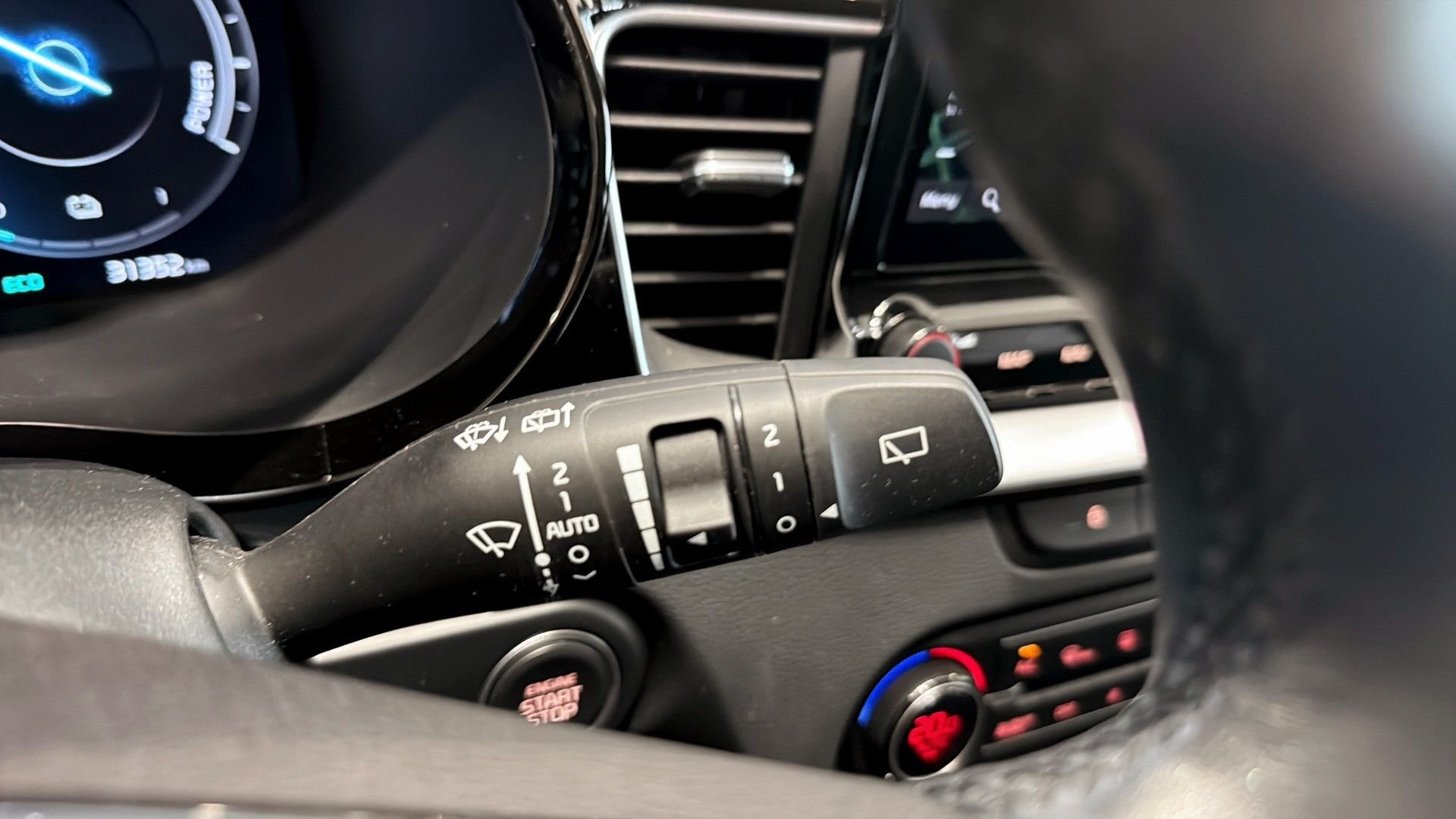 Kia XCeed Plug-in Hybrid DCT, 141hk, 2023