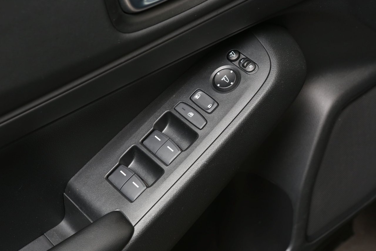 Honda HR-V e:HEV 1.5 i-MMD e-CVT, 146hp, 2024