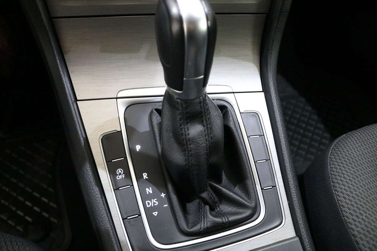 Volkswagen Golf Variant 1.6 TDI DPF BMT DSG Sequential, 105hp, 2015